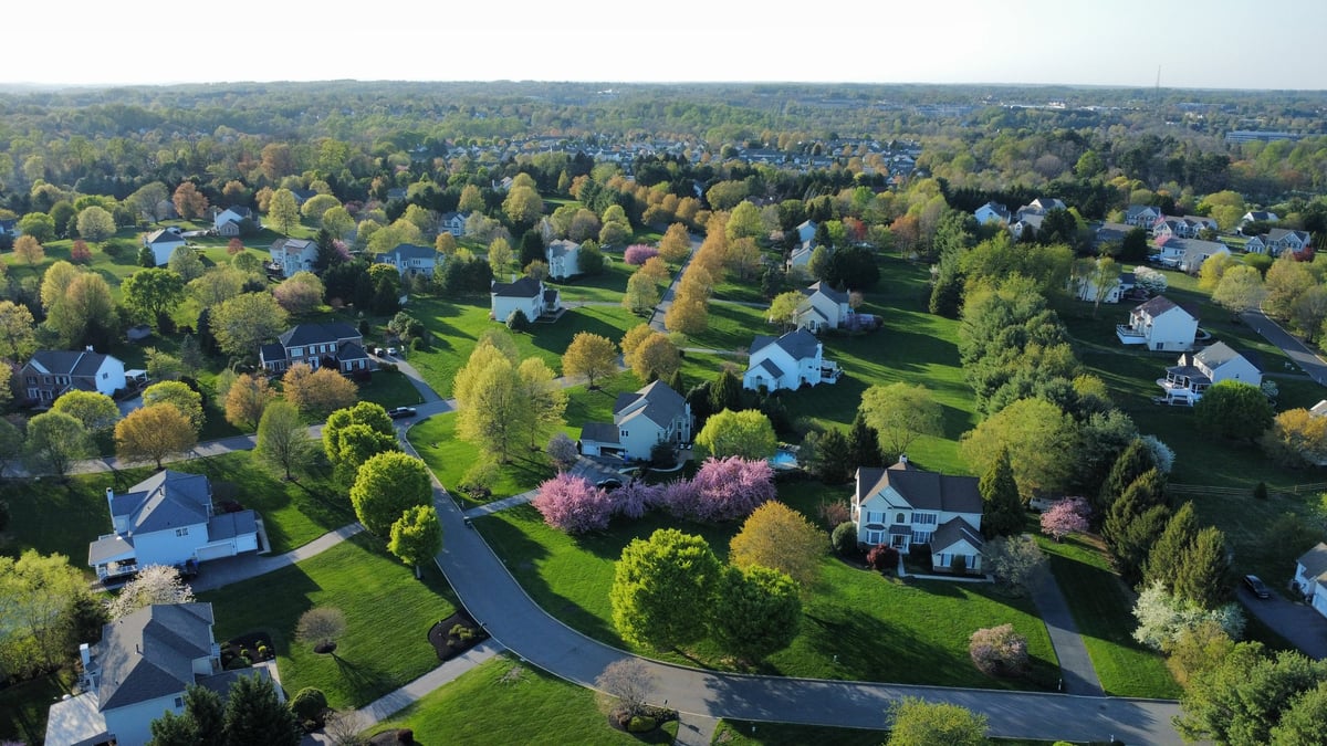 Residential neighborhood — independent college housing market review