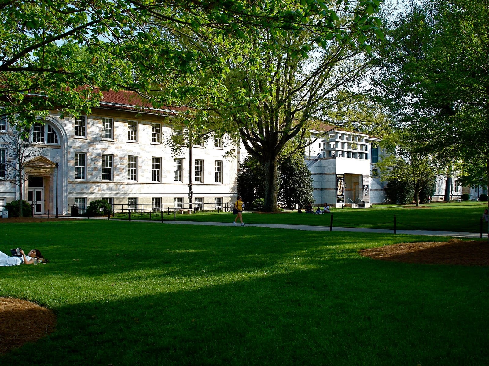Tree-lined lawn and university buildings on Emory University’s main quadrangle in Druid Hills.