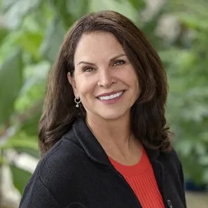 Lori Hill, Broker Associate